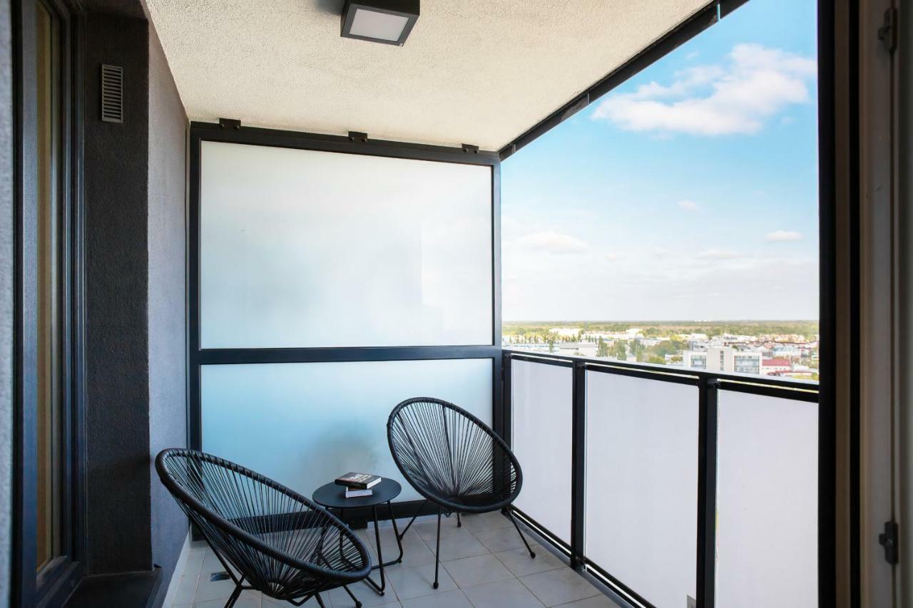 Apartments Aura Sky By Noclegi Renters Varsovia Exterior foto