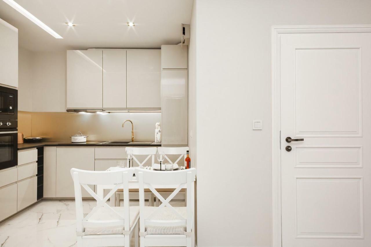 Apartments Aura Sky By Noclegi Renters Varsovia Exterior foto